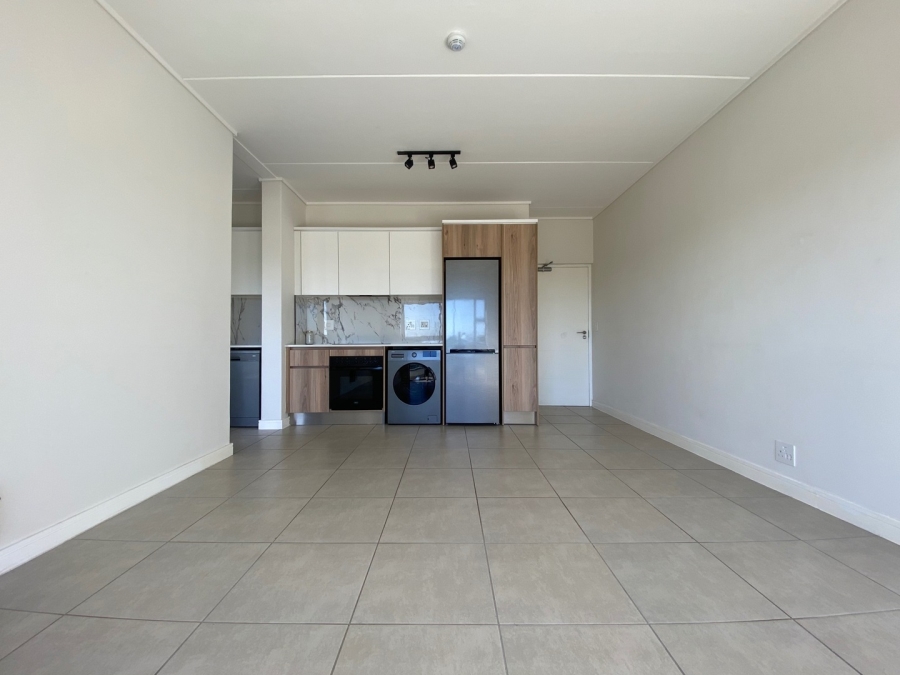 To Let 1 Bedroom Property for Rent in Sandown Western Cape